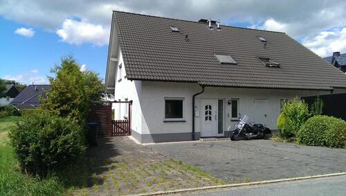 Foto - Familienfreundliche Doppelhaushälfte in Ense-Höingen