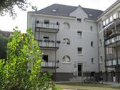 Foto - Viel Platz für die Familie: Renovierte 3-Zimmer-Wohnung mit Balkon