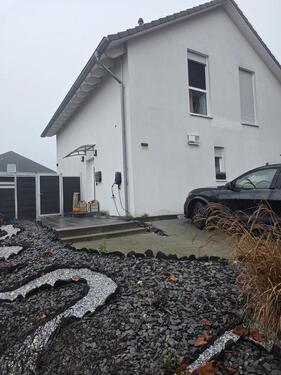 Foto - Freistehendes EFH in schöner Lage von Hausen V.d.H. zu vermieten
