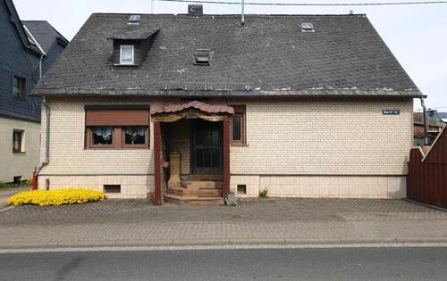 Foto - Haus in Höhn, Westerwald - 220.000,00&nbsp;EUR Kaufpreis, ca.&nbsp; 150,00&nbsp;m&sup2;