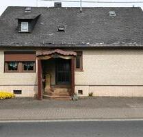 Haus in Höhn, Westerwald - 220.000,00&nbsp;EUR Kaufpreis, ca.&nbsp; 150,00&nbsp;m&sup2; in Höhn (PLZ: 56462)