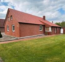 Haus mit möglicher Anliegerwohnung, Garten mit See - Papenburg