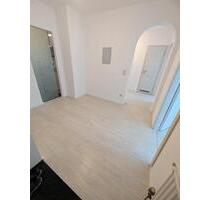 4-Zimmer-Wohnung,Einbauküche, Balkon, Garten, + Tiefgargenstellpl - Nürnberg Rabus