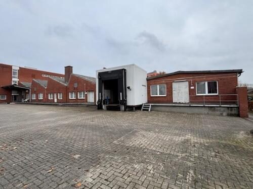 Foto - Großes Lager in top Lage von Nordhorn 1133 m² EG, 1094 m² Keller