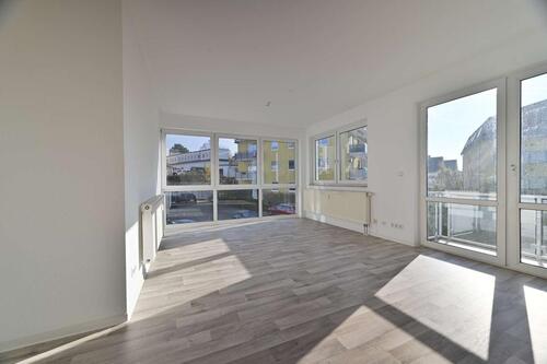 Foto - Helle 3-Raum-Wohnung für Paare & Familien mit Balkon in ruhiger, gepflegter Lage in Burgstädt