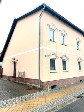 Foto - Gepflegte Doppelhaushälfte und separater Bungalow