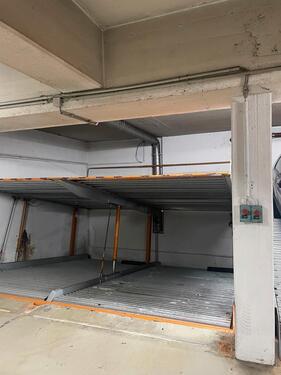 Foto - Tiefgaragenstellplatz - 65,00 EUR Miete,