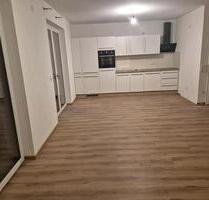 2 Zimmer Wohnung 71.2 mit Balkon - Deggendorf