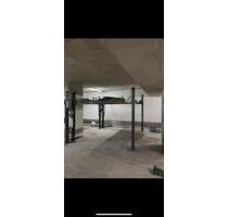 Tiefgaragen Stellplatz inkl. Hebebühne für 2 flache Autos - Amberg