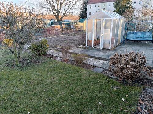 Foto - Kleingarten - 3.500,00&nbsp;EUR Kaltmiete, ca.&nbsp; 0,00&nbsp;m&sup2;