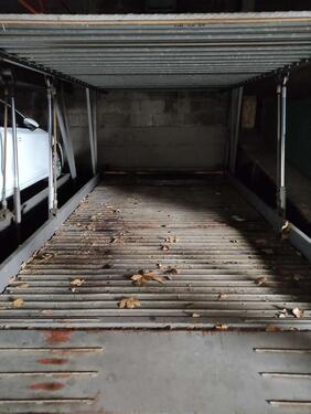 Foto - Duplex-Stellplätze in der * Enkheimer Straße 22 * in Bornheim zu vermieten!