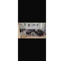 Helle 2,5 Zi. Wohnung mit Wintergarten & Stellplatz - 950€ warm - Uhingen
