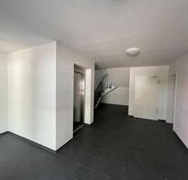 Moderne 2-Zimmer-Mietwohnungen in einem Niedrig-Energie- Mehrfamilienhaus mit geringen Nebenkosten -- mit Carport, Wallbox, Fahrradabstellraum. - Twistringen