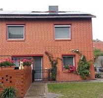 Einfamilienhaus mit Nebengebäude direkt in Oebisfelde - Oebisfelde-Weferlingen