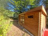 Foto - Waldhütte in sonniger Südlage mit Zufahrt, Wasser und Strom