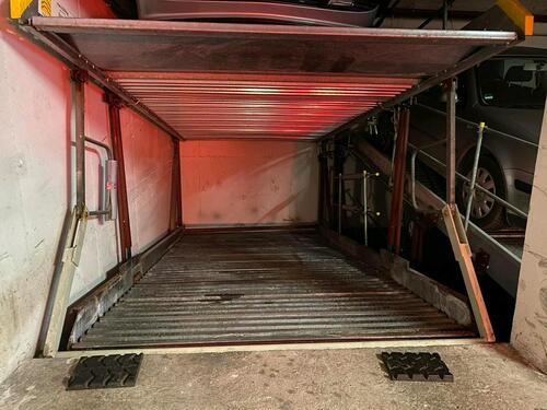 Foto - Stellplatz Garage Auto Motorrad Oldtimer Keller Lager