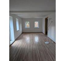 2 Zimmer Wohnung, Wildenfels, Fußbodenheizung, Garten - Zwickau Auerbach