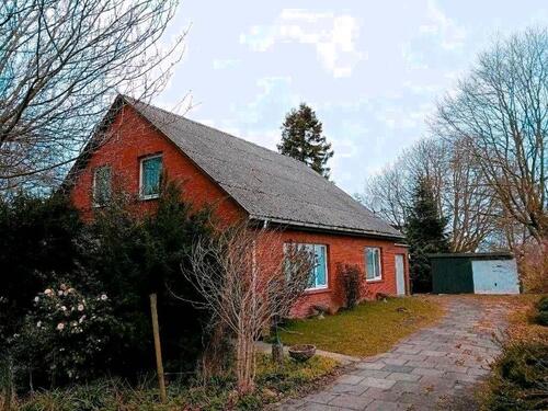 Foto - Haus zur Miete - 1.050,00&nbsp;EUR Kaltmiete, ca.&nbsp; 135,00&nbsp;m&sup2;