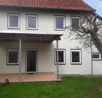 Doppelhaushälfte mit Garten - 750,00&nbsp;EUR Kaltmiete, ca.&nbsp; 104,00&nbsp;m&sup2; in Salzgitter (PLZ: 38259) Ortschaft Südost