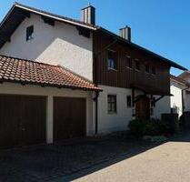 Schöne Doppelhaushälfte in Bad Birnbach, zentrale Lage, ab sofort