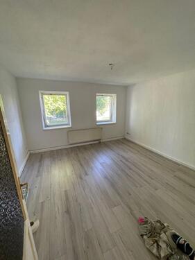 Foto - 3-Zimmer-Wohnung (58 m²) mit Balkon – saniert & neue Fenster