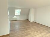Foto - 2 Zimmer Dachgeschoßwohnung zur Miete in Leipzig