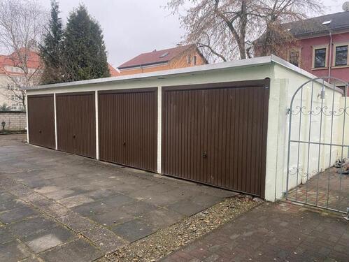 Foto - Garagen in Innehof Typ 'Dresden' in Altcotta zu Vermieten !!!