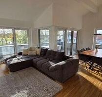 HIGHEST | 4,5-Zimmer Dachgeschosswohnung mit umlaufendem Balkon - Taufkirchen