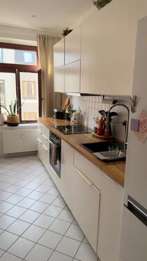 Foto - Charmante Altbauwohnung mit Balkon – 2 Zimmer, 57 m