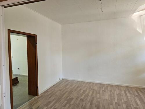 Foto - 3 Zi. Wohnung ab sofort - 525,00 EUR Kaltmiete,