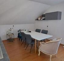 Geräumige, gemütliche DG-Wohnung 