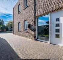 3 Zimmer Wohnung 1OG EBK Balkon Fußbodenheizung - Lindern (Oldenburg)