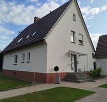 Zweifamilienhaus auf einem ca. 2.500m² Grundstück - Espelkamp