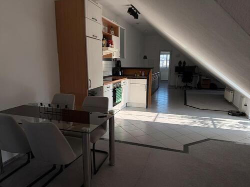 Foto - 1-Zimmer-DG-Wohnung mit Einbauküche in Künzell Nachmieter