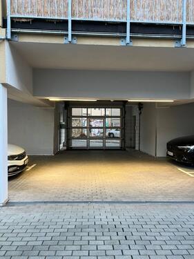 Foto - Parkplatz im Zentrum - 90,00&nbsp;EUR Miete,