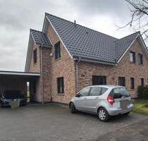 Doppelhaushälfte - 1.200,00&nbsp;EUR Kaltmiete, ca.&nbsp; 125,00&nbsp;m&sup2; in Moormerland (PLZ: 26802)