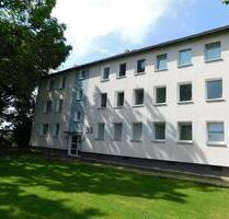 Einzugsbereit und neu renoviert für Sie! Gemütliche 3-R-Wohnung mit Balkon! - Bochum Altenbochum