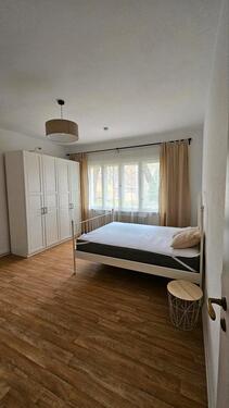 Foto - Großes wg Zimmer zu vermieten - 650,00 EUR Kaltmiete,