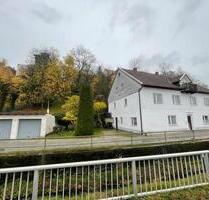 Mehrfamilienhaus - 1.500,00&nbsp;EUR Kaltmiete, ca.&nbsp; 300,00&nbsp;m&sup2; in Dingolfing (PLZ: 84130)