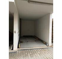 Duplex Garage zu vermieten in Bergen (Frankfurt) - Frankfurt am Main Bergen-Enkheim
