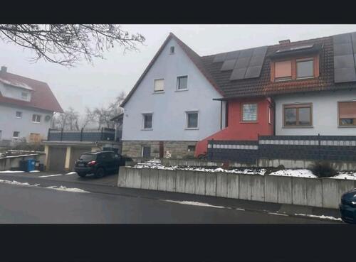 Foto - 4. Zimmer Wohnung - 1.100,00 EUR Kaltmiete, ca.  80,00 m²