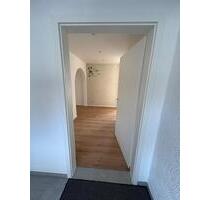 Neu renovierte grosse 4 Zimmer Wohnung zu vermieten - Hohentengen am Hochrhein