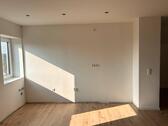 Foto - 3 Zimmer Wohnung in Böhmfeld - 900,00&nbsp;EUR Kaltmiete, ca.&nbsp; 85,00&nbsp;m&sup2;