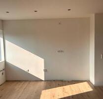 3 Zimmer Wohnung in Böhmfeld - 900,00&nbsp;EUR Kaltmiete, ca.&nbsp; 85,00&nbsp;m&sup2; in Großmehring (PLZ: 85098)