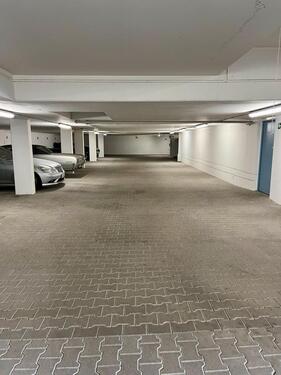 Foto - Garagenstellplatz - 60,00 EUR Miete,