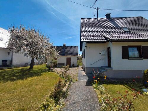 Foto - Einfamilienhaus Haus zum Verkauf in schöner Ortsrandlage