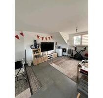 Stilvolle 3-Zimmer-DG-Wohnung mit EBK in Würselen-Bardenberg