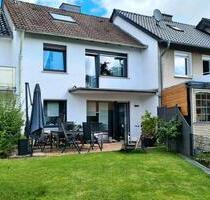 Schönes Haus mit Garten, sofort Bezugsbereit, provisionsfrei - Detmold Hiddesen