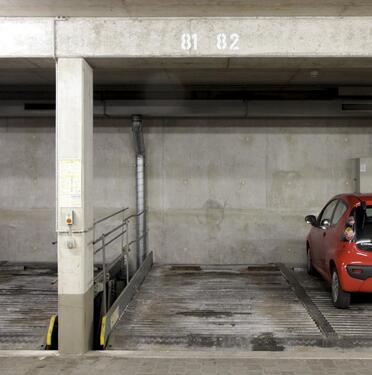 Foto - Tiefgaragenstellplatz in Großhadern ab sofort