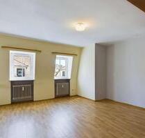 ***VERMIETUNG*** 1-Zimmer-Apartment in Denkmalgeschütztem Ensemble nahe Marktplatz. - Stadtsteinach